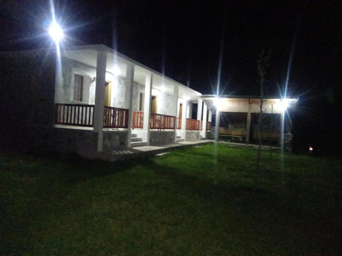 Вилла Buni Shqipes Тети Экстерьер фото